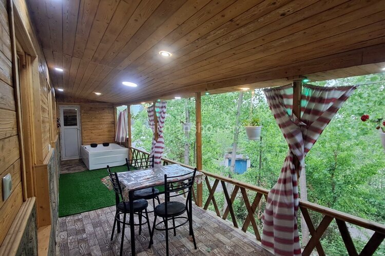 کلبه چوبی تکخواب در سوادکوه