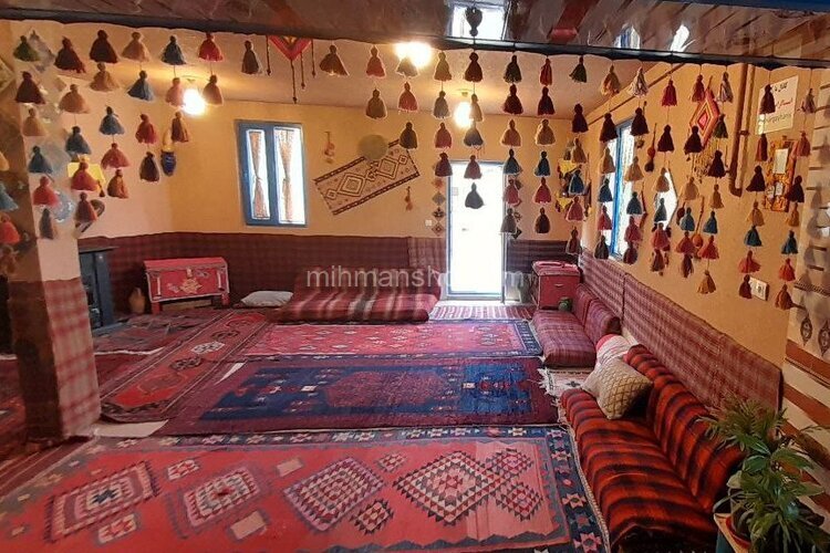 واحد تکخواب در بومگردی هانیس سنندج