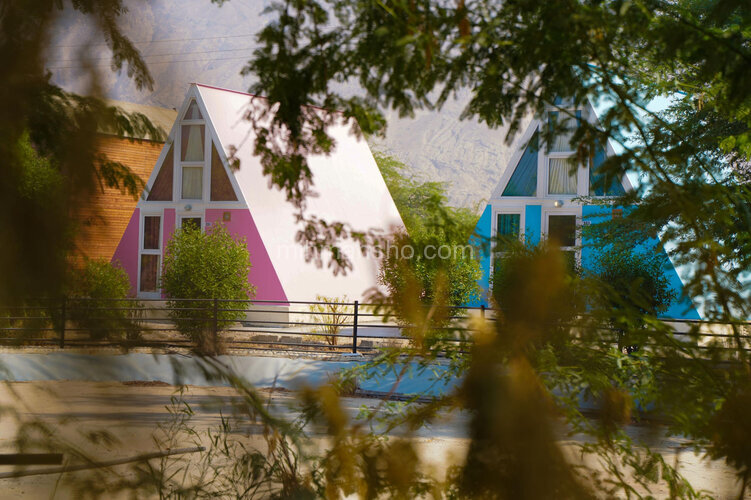 کلبه سوئیسی دوبلکس در دهکده گردشگری عسلویه