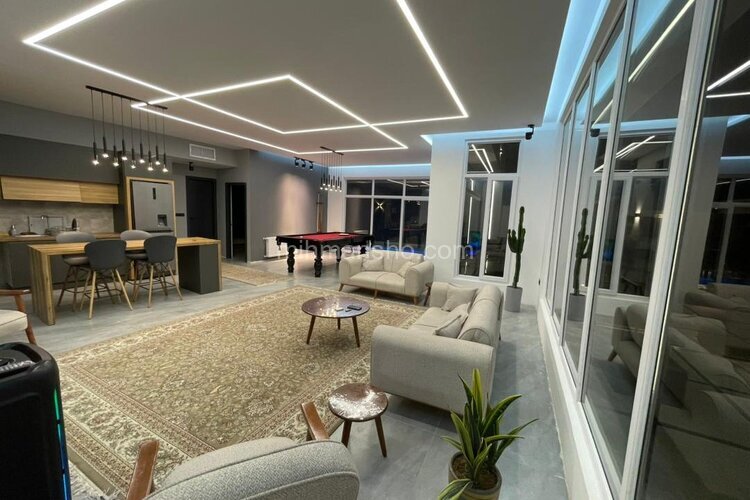 ویلا دوخواب استخردار مبله صدف در چهارباغ