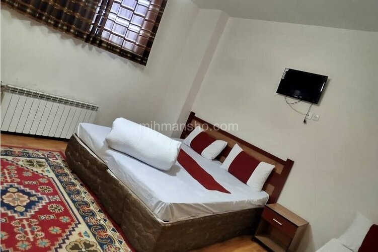 اتاق سه تخت 204 در هتل مشهد