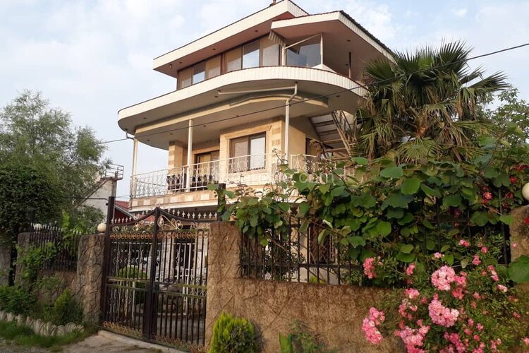 واحد طبقه دوم ویلا در تنکابن