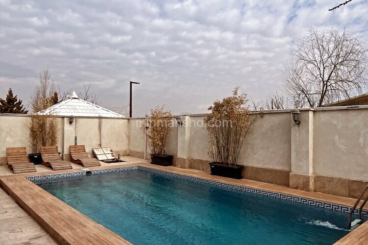 ویلا دوخواب استخردار چهارفصل عسل در ساوجبلاغ