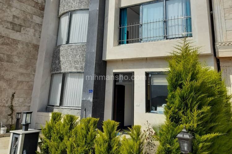 ویلا تریپلکس سه خواب استخردار شهرکی یاس در سرخرود