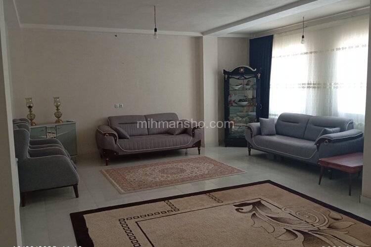 واحد تک خواب در طبقه دوم ویلا در آستارا