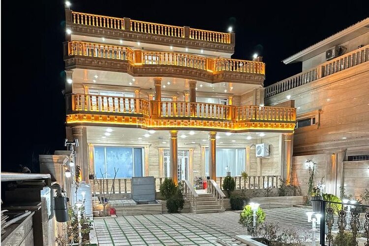 ویلا تریپلکس استخردار سه خواب در خرم آباد