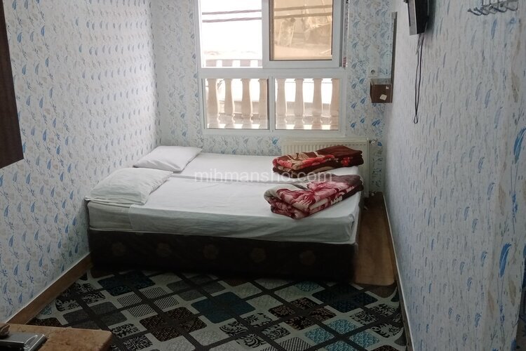 اتاق 2 تخته در مهمانپذیر مشهد