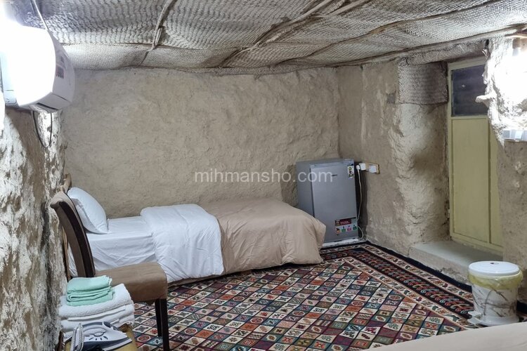 اتاق گارمزنگی در اقامتگاه بومگردی قشم