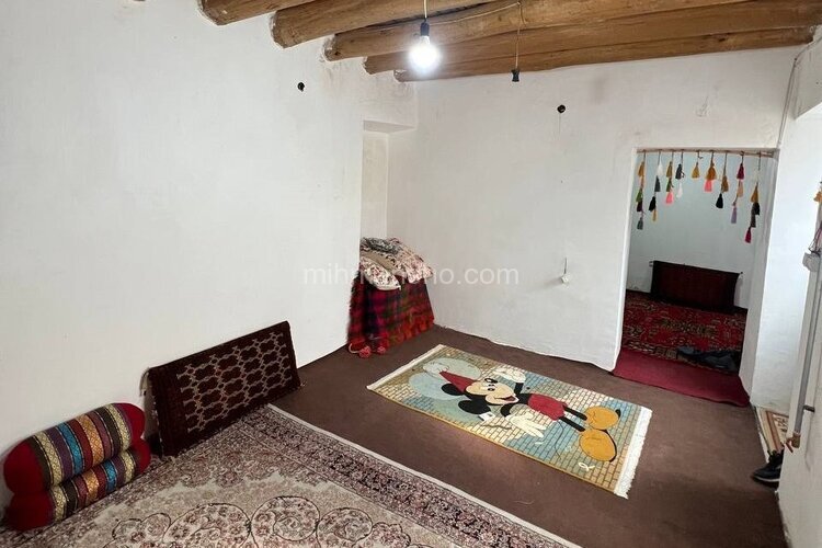 اتاق 4 در اقامتگاه بوم گردی پاوه