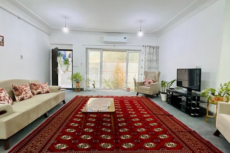 واحد دو خواب در طبقه همکف ویلا علی آباد