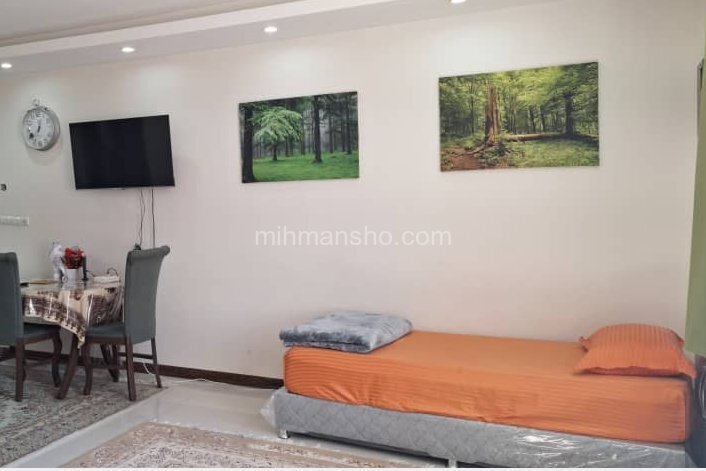 سوئیت گل زنبق 5 در گرمدره