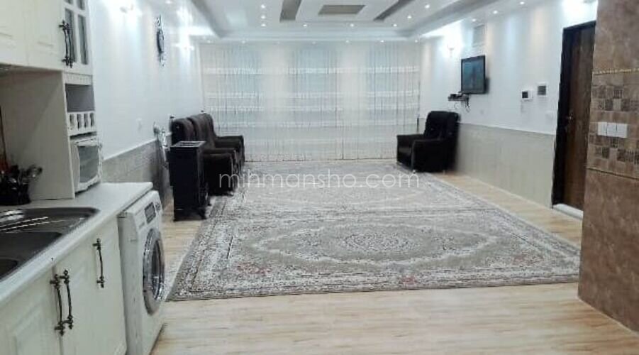 منزل بزرگ و نوساز مبله در کاشان