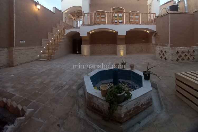 اتاق بانوچ در اقامتگاه بومگردی کاشان