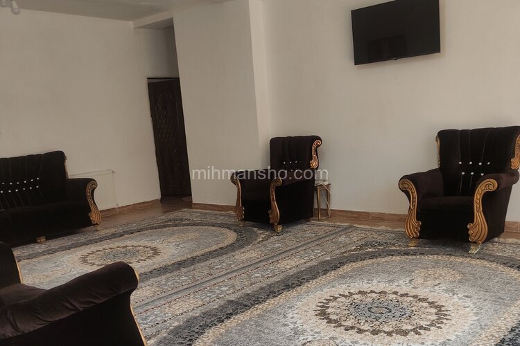 واحد مبله دوخواب در طبقه همکف ویلا فومن