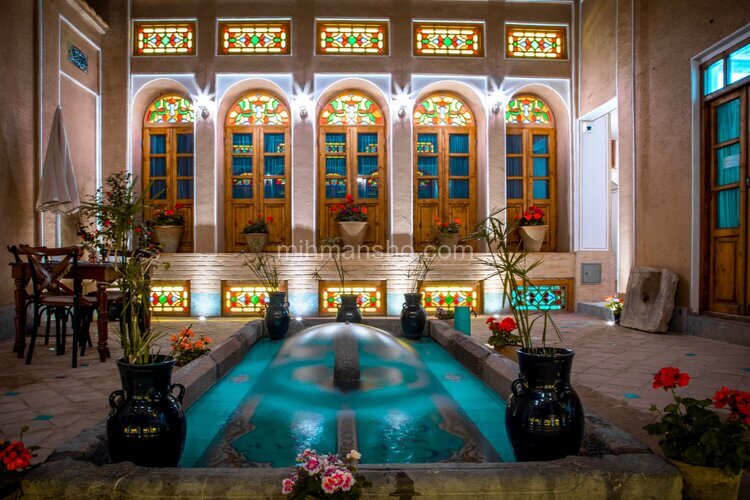 اتاق 4 نفره بی بی مریم در اقامتگاه بومگردی اصفهان