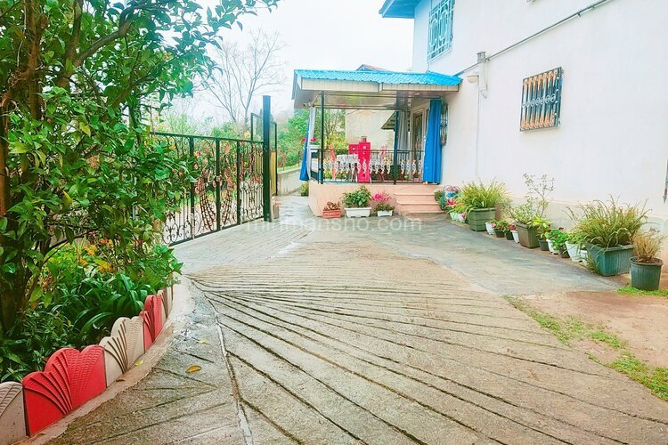 واحد دوخواب در طبقه همکف ویلا در رامسر