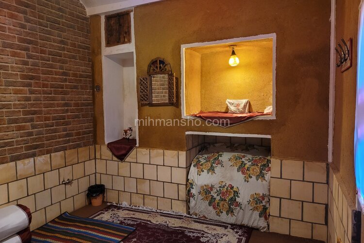 اتاق دراقامتگاه بوم گردی یاقوت در کاشان