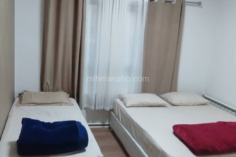 اتاق105 در مسافرخانه هلال احمر تهران