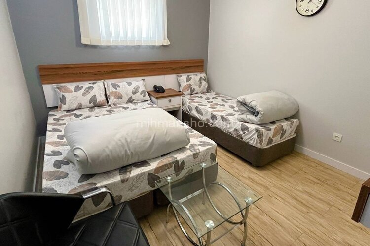 اتاق 3 نفره 305 در مسافرخانه مشهد