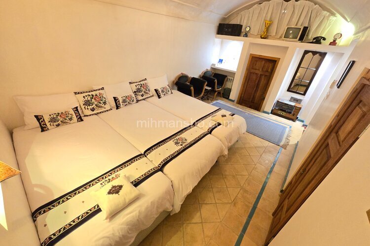 اتاق یاقوت سرخ در هتل کاشان