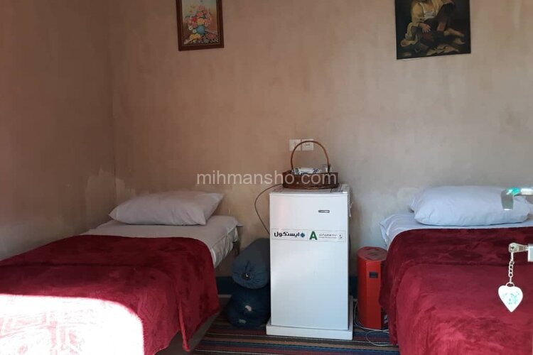 اتاق 2 تخته طبقه همکف 2 در اقامتگاه بومگردی اصفهان