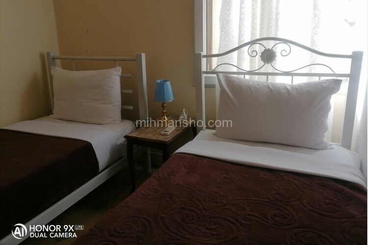 اتاق دو نفره در هاستل تهران