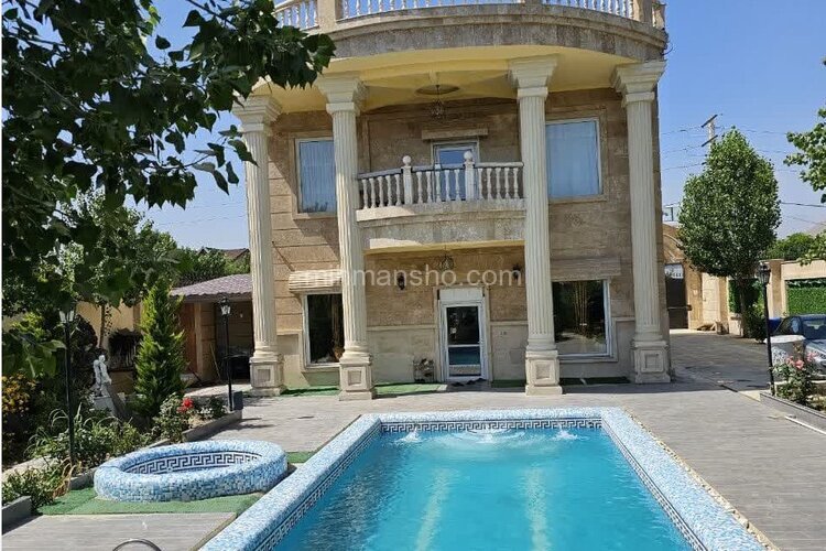 ویلا استخردار دوبلکس 4 خواب ستاره در کردان