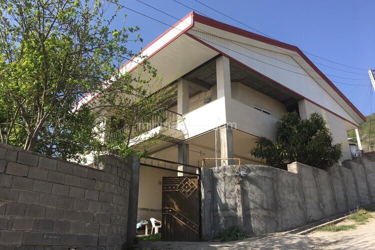 واحد در روستایی آرام در زیرآب