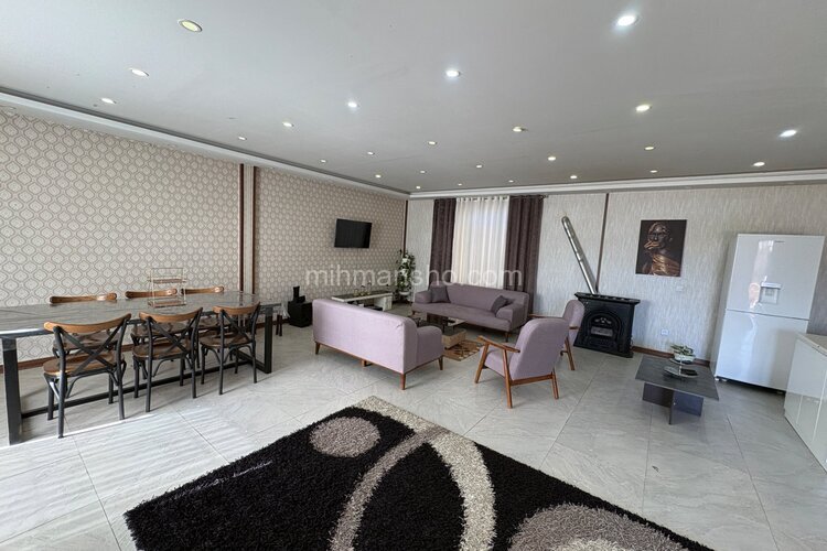 عمارت آرتین استخردار سرپوشیده  در چهارباغ