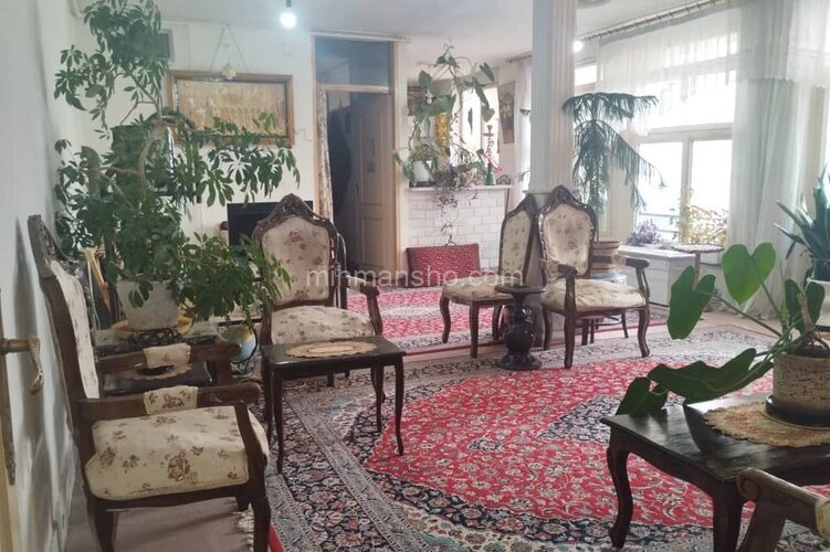 آپارتمان تکخواب مبله در کرمانشاه | حال و پذیرایی سرهم