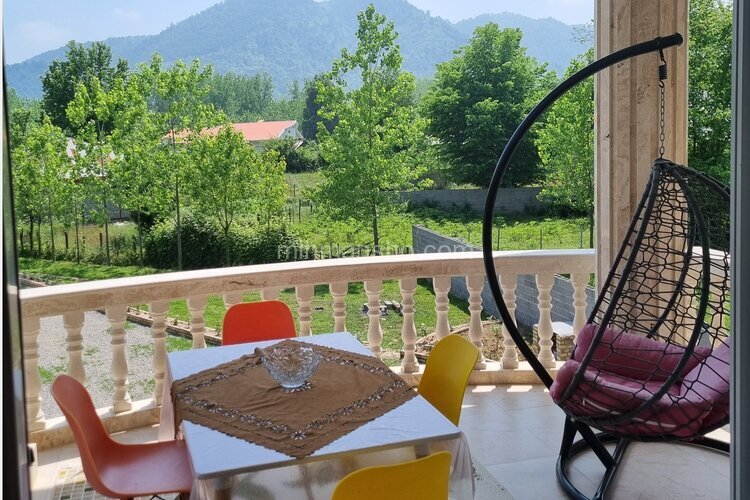 واحد دوخواب در طبقه اول ویلا نیکان در ماسال