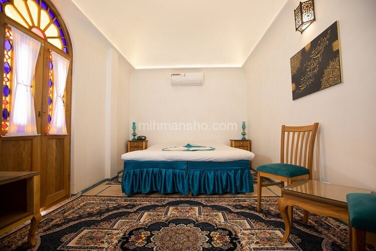 اتاق 2نفره فیروزه در هتل سنتی کاشان
