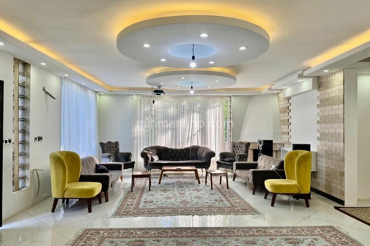 ویلا دوبلکس سه خواب مبله استخردار در چهارباغ