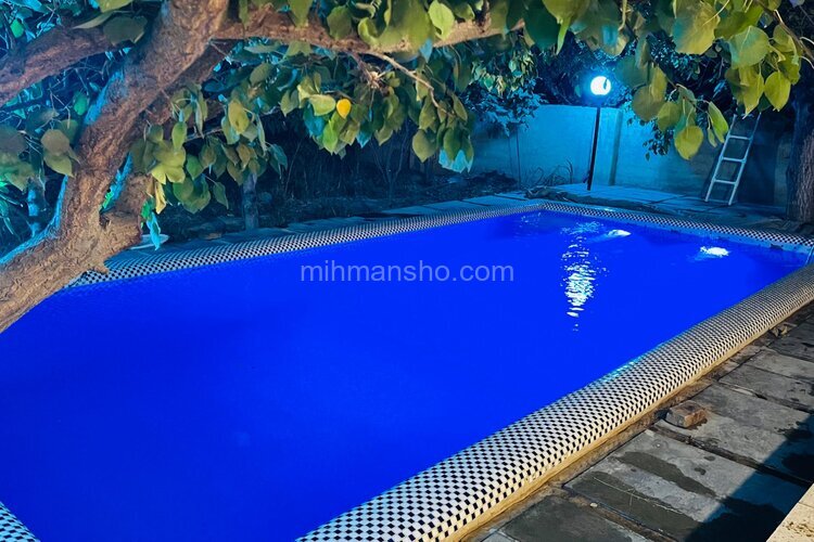 ویلا استخرآبگرم دوخواب مبله در چهارباغ