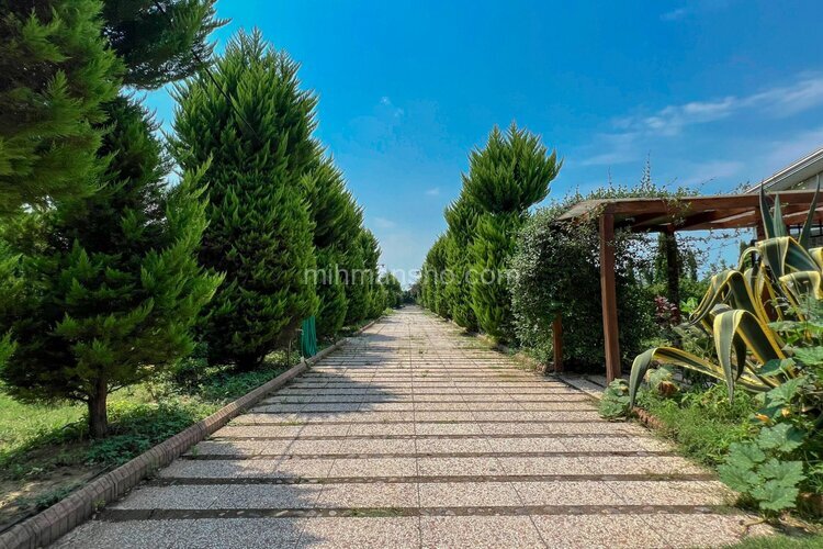 ویلا استخردار سوفیا در سرخرود