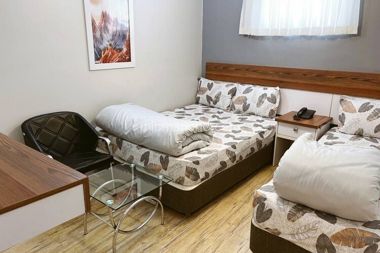 اتاق 15 متری 206 در مسافرخانه مشهد