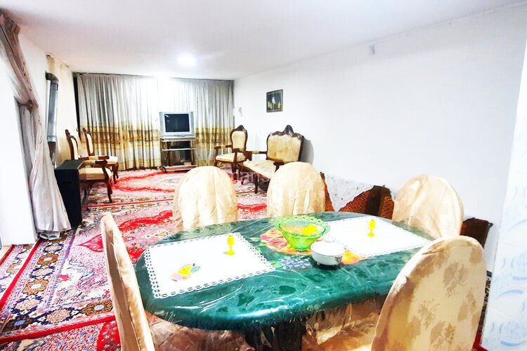 واحد تکخواب در طبقه همکف ویلای رحیم آباد