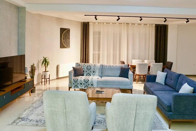 آپارتمان مبله 3 خواب فول امکانات 2 در شیراز