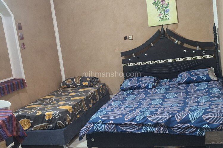 اتاق حافظ در اقامتگاه بومگردی یزد