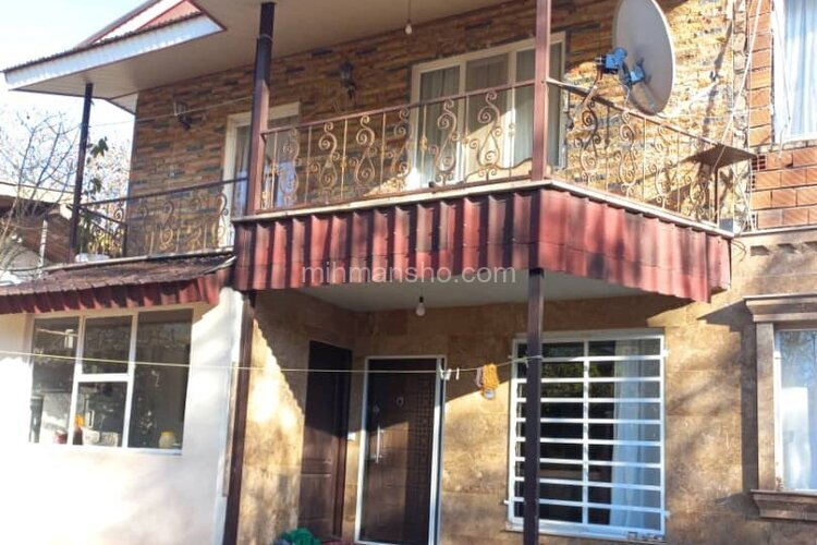 واحد دوخواب در طبقه اول ویلای کلاردشت