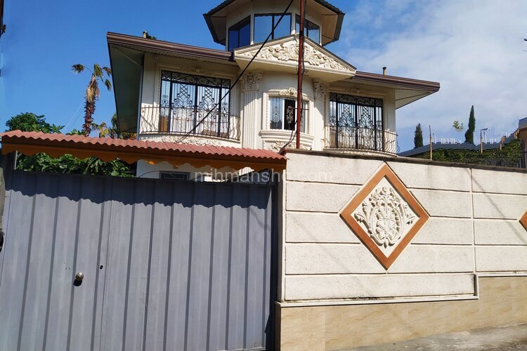 واحد مبین در طبقه همکف ویلا تنگدره