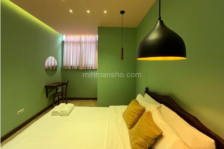 اتاق دونفره اقتصادی طبقه یک در هاستل اصفهان