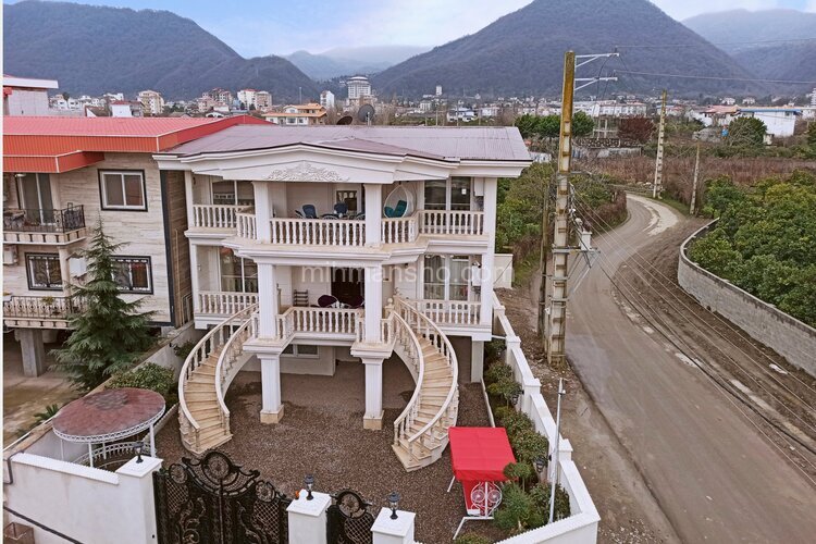 عمارت آپادانا تریپلکس چهار خواب استخردار در رامسر