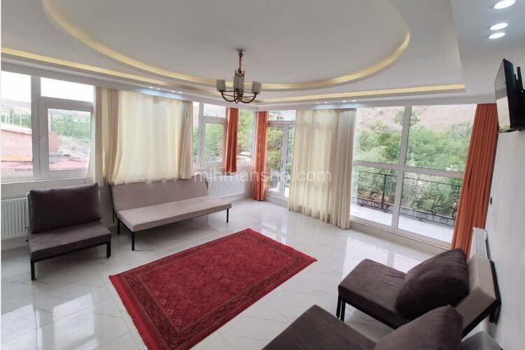 واحد تکخواب مبله استخردار 3 در بومگردی زنجان