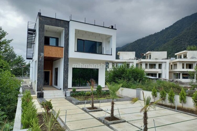 ویلا دوبلکس چهارخواب مدرن رویال پارک در نوشهر