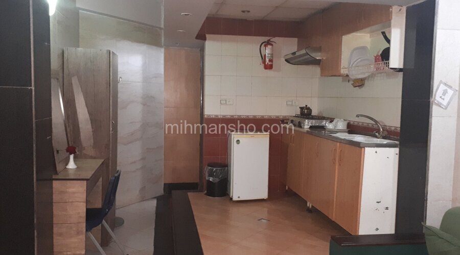 سوئیت دونفره در شیراز طبقه اول