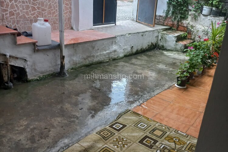 واحد تکخواب در طبقه همکف ویلای چالوس