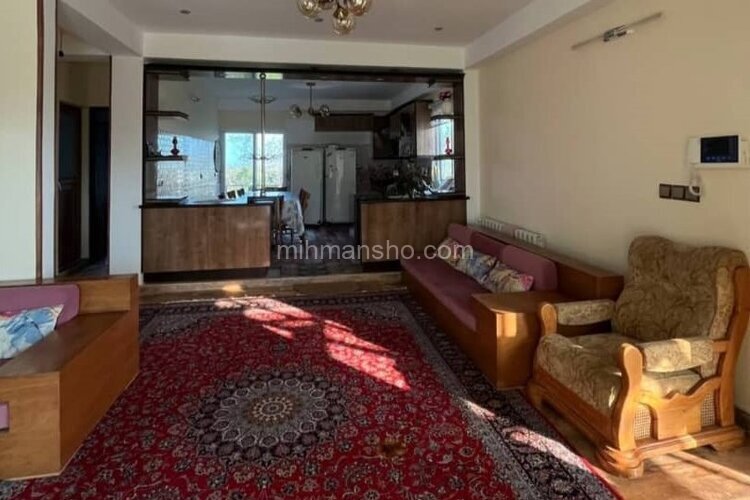 واحد مبله تکخواب گیل ماه در طبقه اول ویلا رودسر