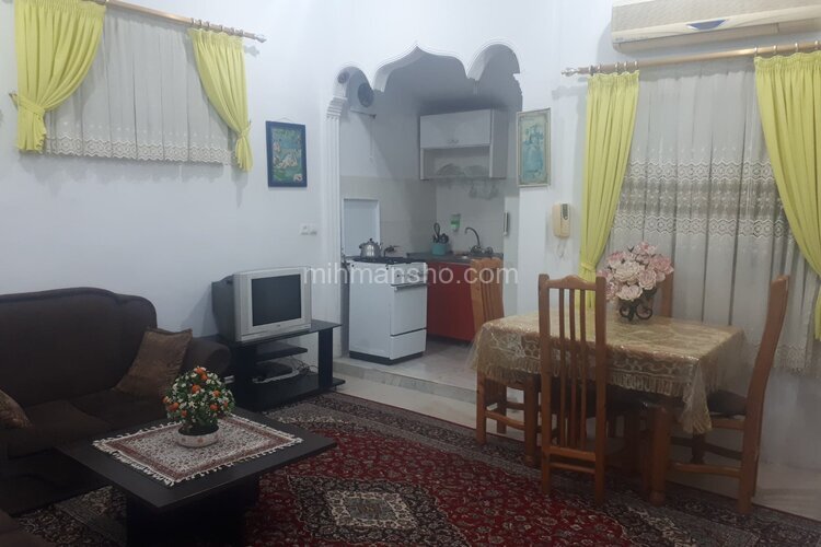 واحد مبله تکخواب طبقه همکف ویلا در رامسر