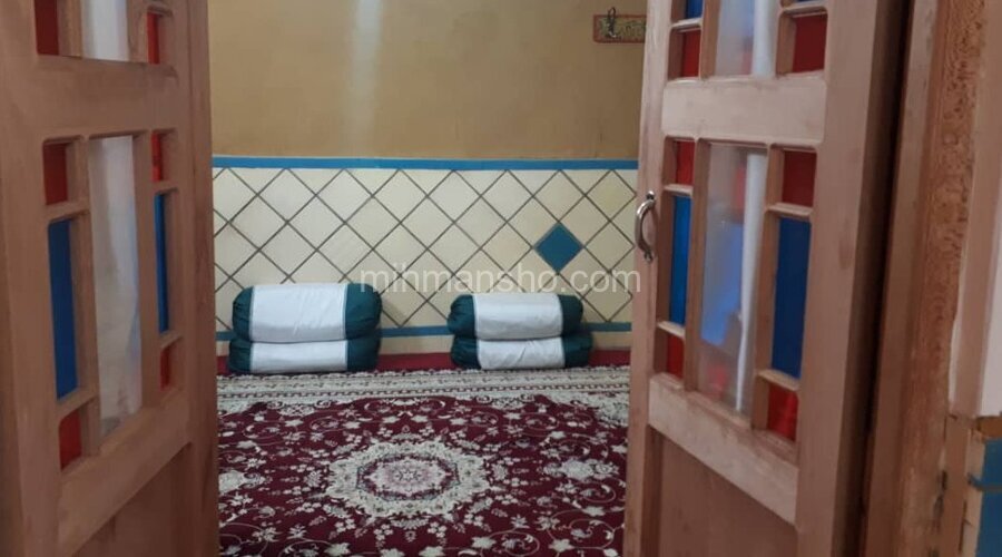 اقامتگاه بوم گردی زمرد در کاشان